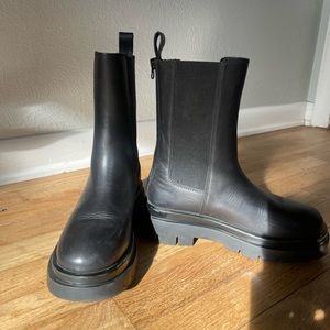 Aldo Black Leather Platform Mid Chelsea Boot